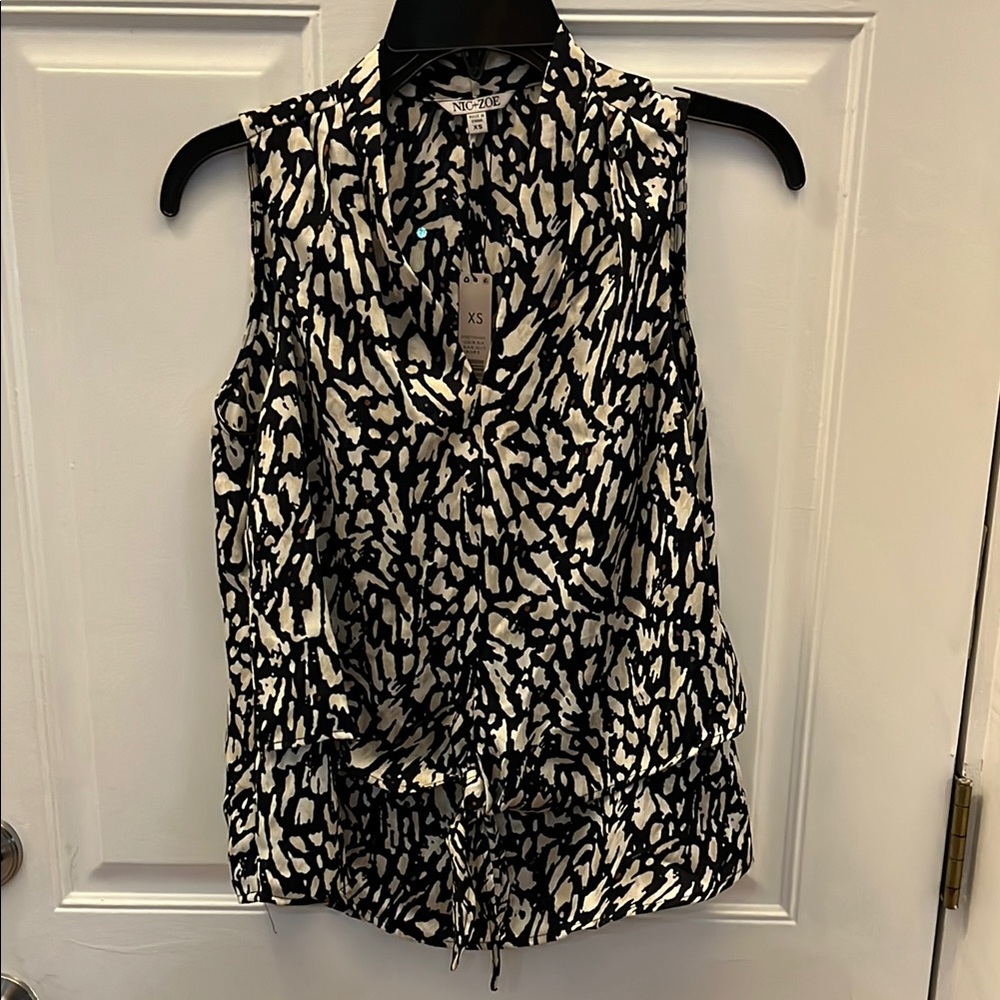 NIC+ZOE Black and White Tie Front Mandarin Collar Blouse NWT